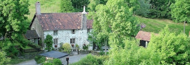 Ferienhäuser & Cottages auf bewirtschafteten Bauernhöfen in Cornwall.